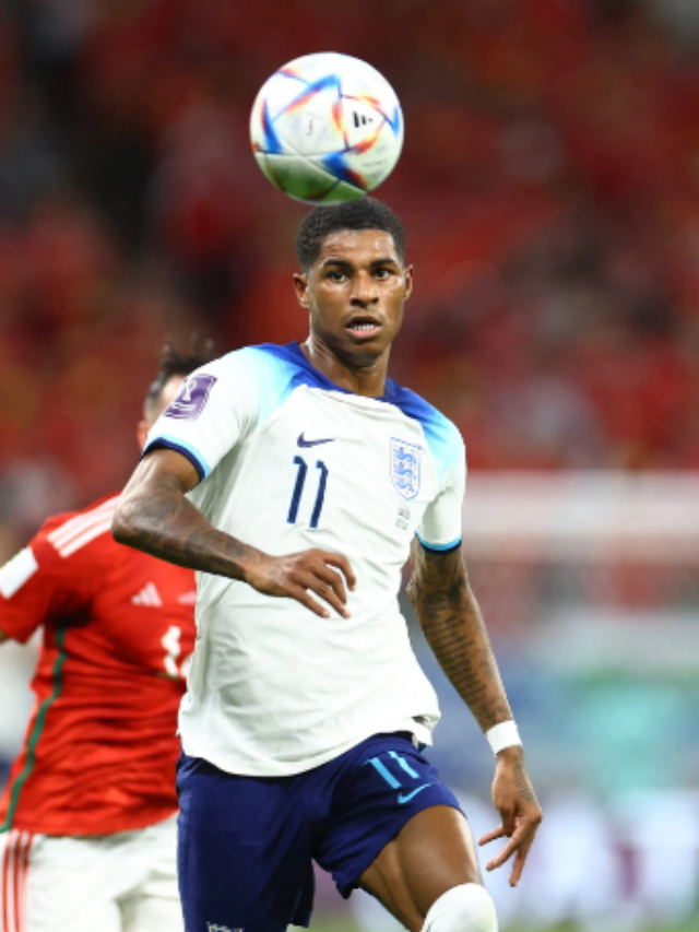 Marcus Rashford scores the winning goal in the Wolves vs Man United.