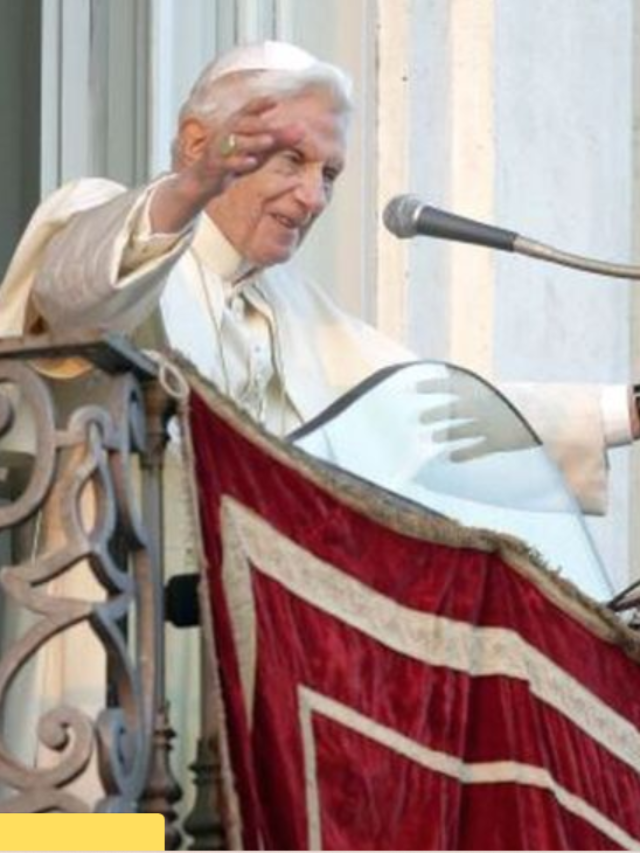 Benedict XVI, a retired pope, passes away at 95