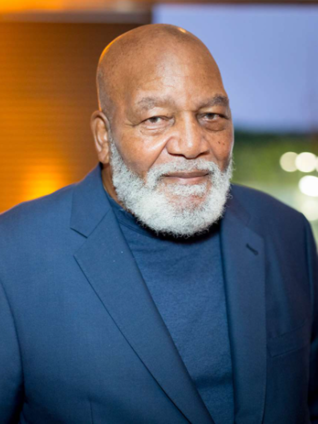 Legendary NFL Player Jim Brown’s Legacy and Family Life.