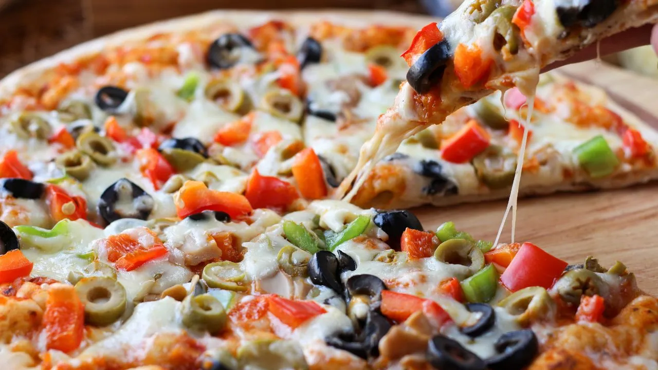 Celebrating National Pizza Day A Slice of History and Culture 1